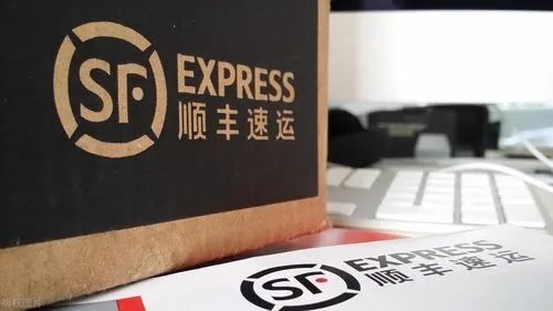 职业餐饮管理俱乐部, 顺丰电商“崩了”