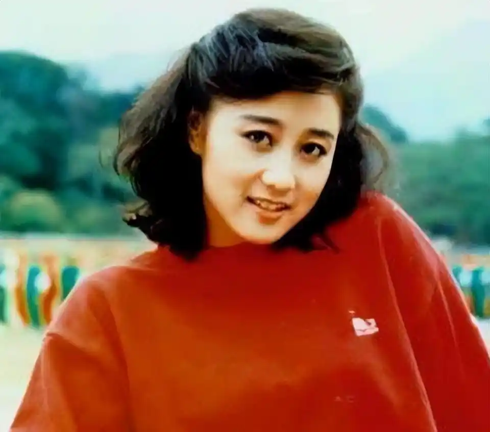 利智的生活故事与成长历程_利智的生活故事与成长历程_利智的生活故事与成长历程