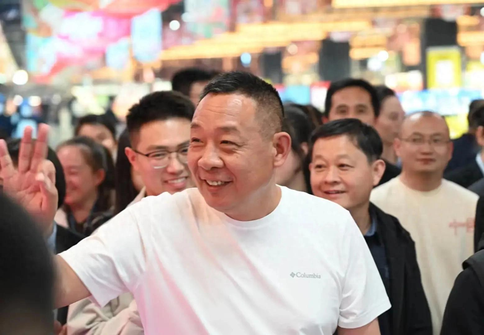 胖东来超市成功秘诀：创新经营模式与客户需求精准把握