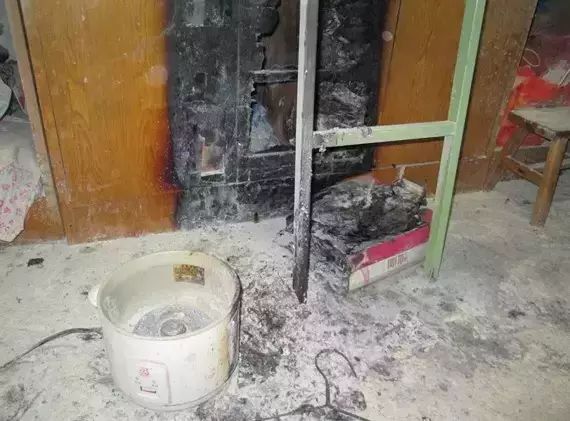 火锅安全事件_火锅安全问题_分析卡式炉的安全隐患，火锅享受中的事故与教训