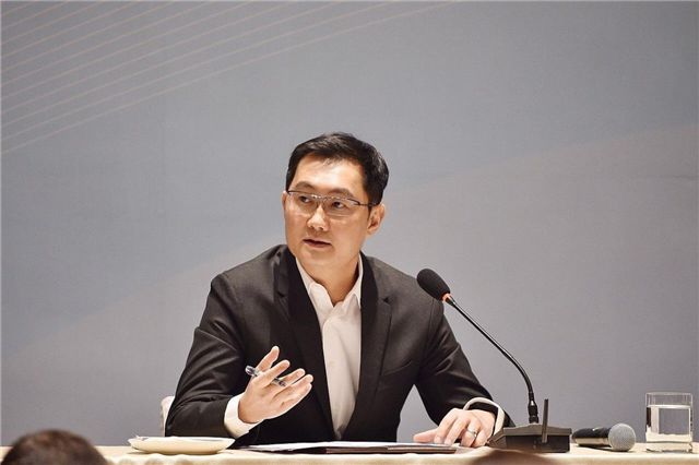 社交网站商业计划书_从社交软件到商业帝国：马化腾的足迹_重生从街机游戏到商业帝国
