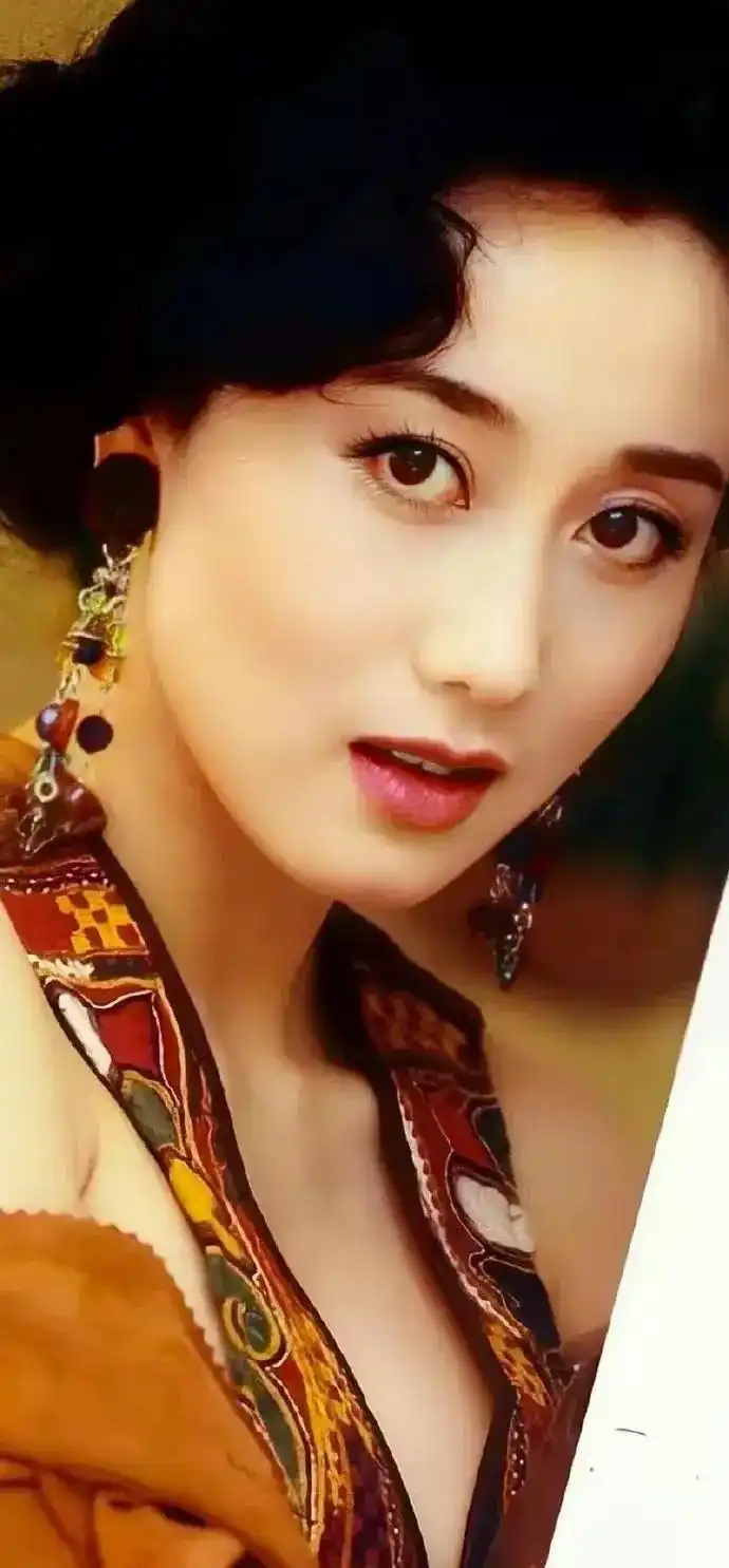 蜕变成长励志的例子_利智的个人成长与蜕变故事_蜕变成长励志的短句